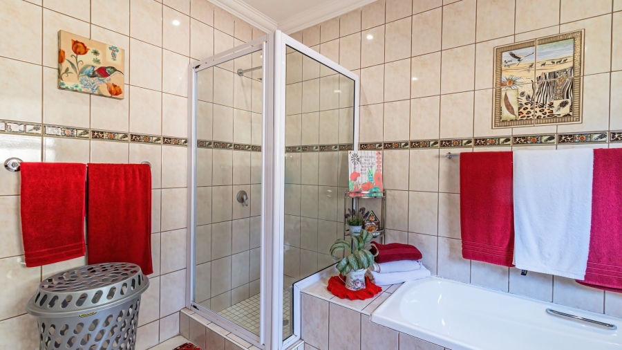 3 Bedroom Property for Sale in Boschdal North West